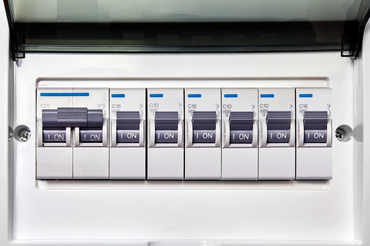 แนะนำเครื่องตัดไฟรั่ว RCD